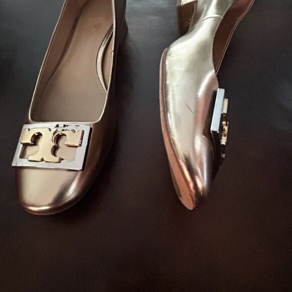 Authentic Tory Burch Gigi Mirrored Metallic Gold Silver Leather Block Heel Pump - Picture 9 of 10